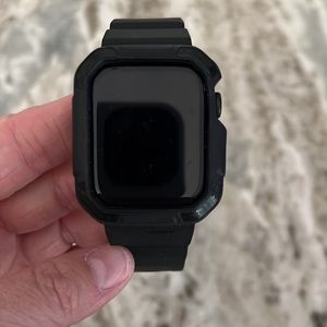 Apple I watch series 7 45mm